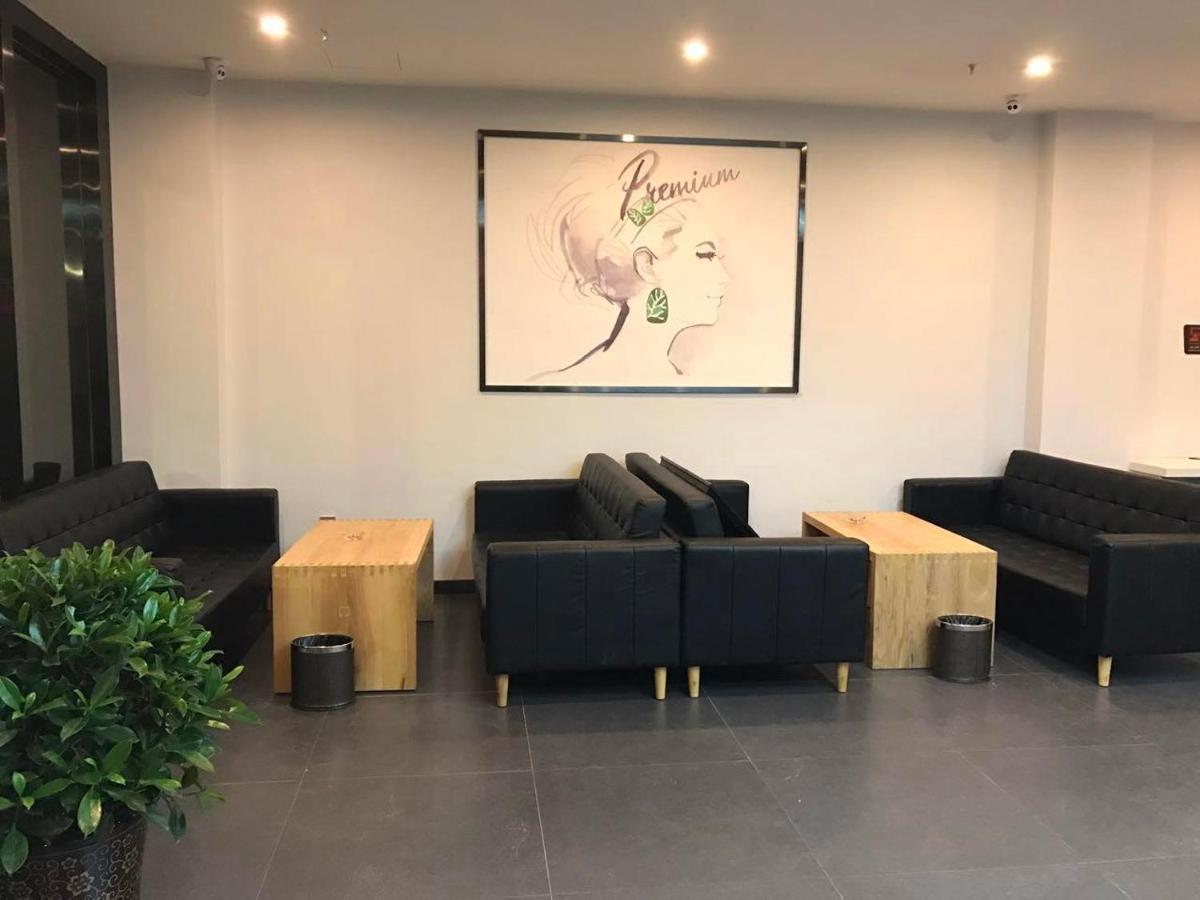 7 Days Premium Chongqing Jiangbei International Airport Branch Hotel ภายนอก รูปภาพ